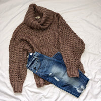 Thick Knitted Turtleneck Sweater-Cashmere Taupe